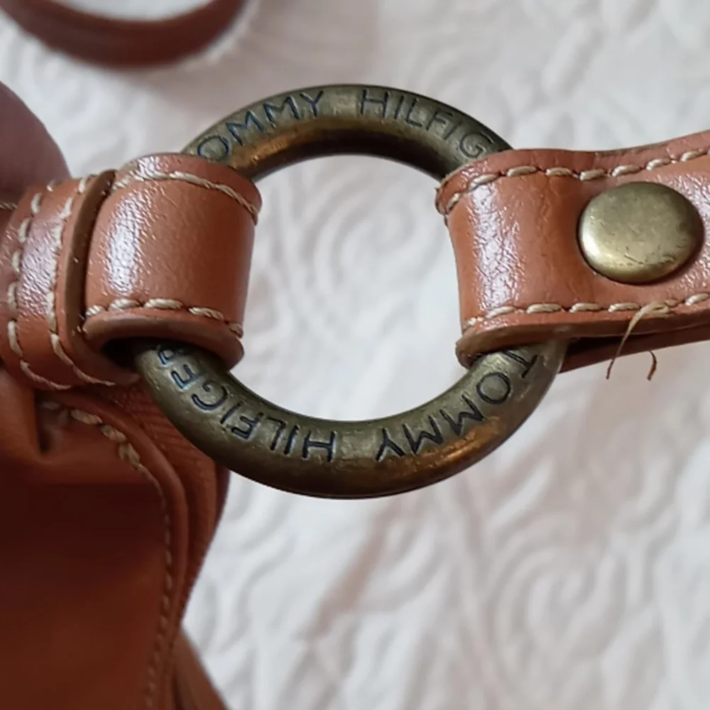 Tommy Hilfiger Vintage Leather Small Hobo/Shoulder/Baguette -Cognac Brown